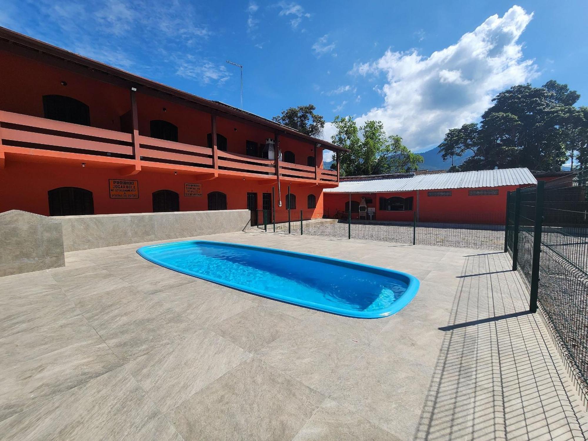 0001.02 - Maranduba - Apto - 2 - 8 Pessoas - 2 Quadras Do Mar - Piscina - Wi-fi